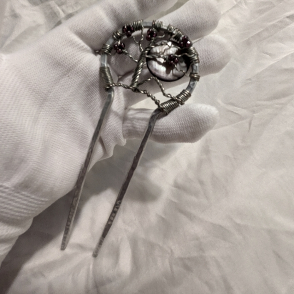 Metal hair pin